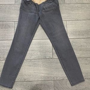 Luxe essential denim maternity size 29
